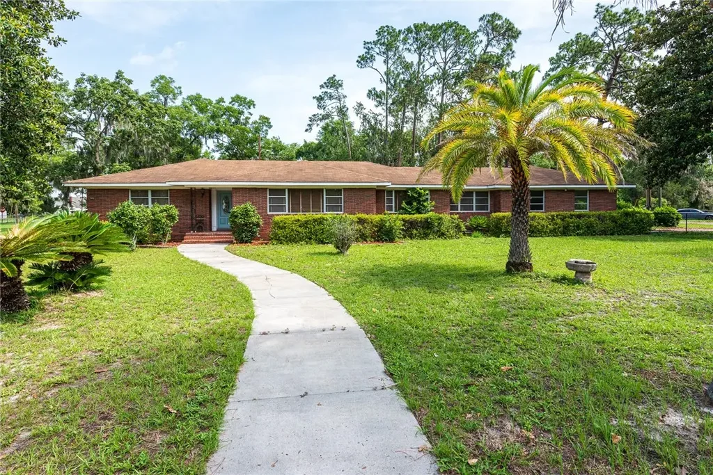 177 Pinewood Street, Folkston