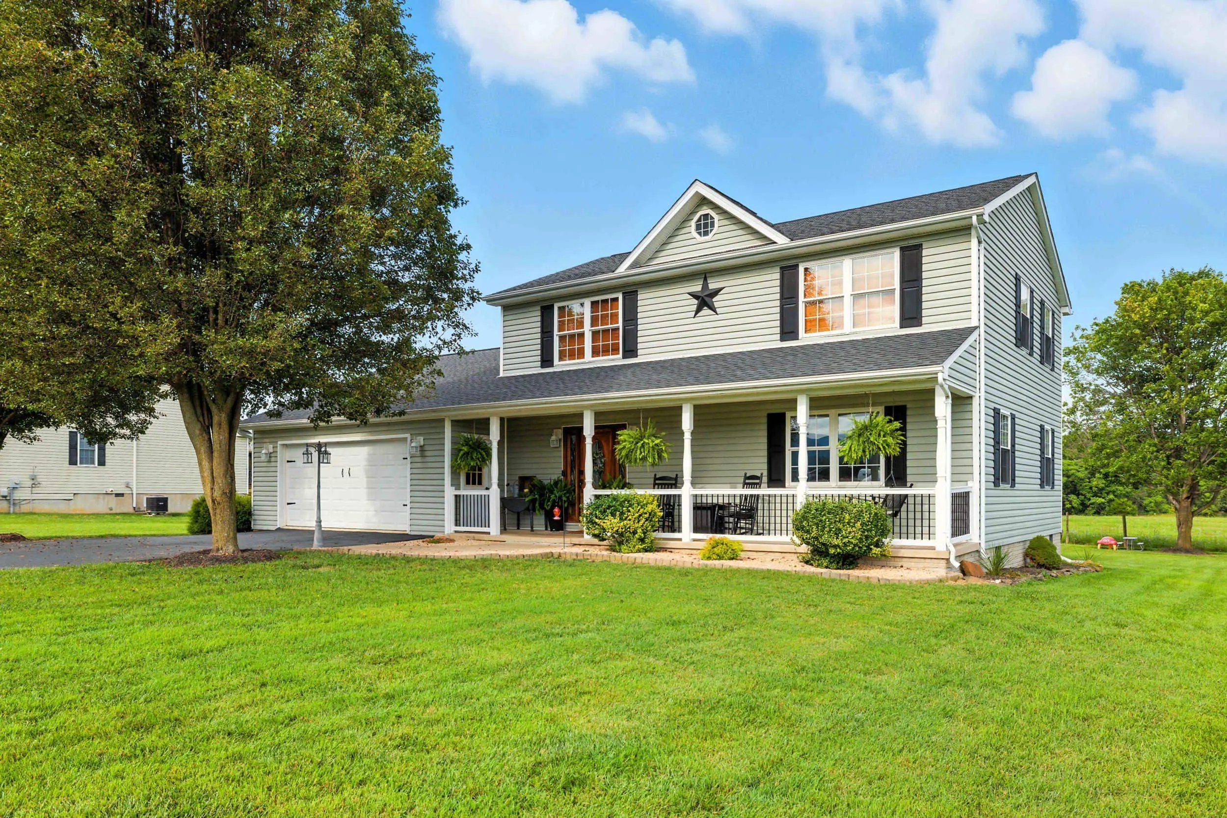 127 Deerfield Estates Dr, Stanley