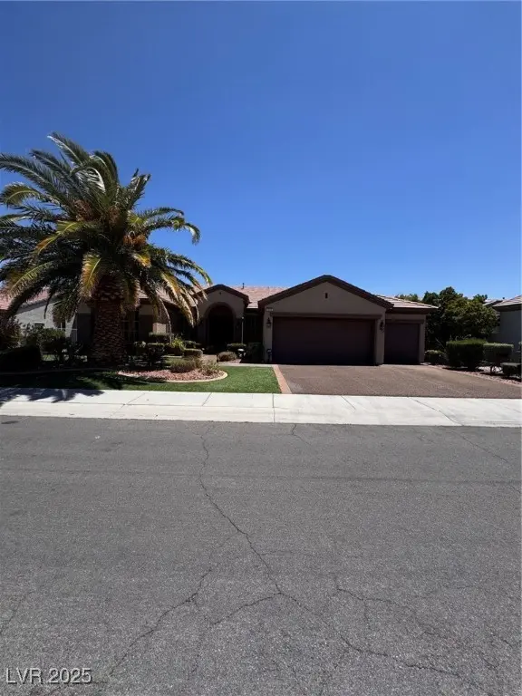 Photo of Listing #2694237