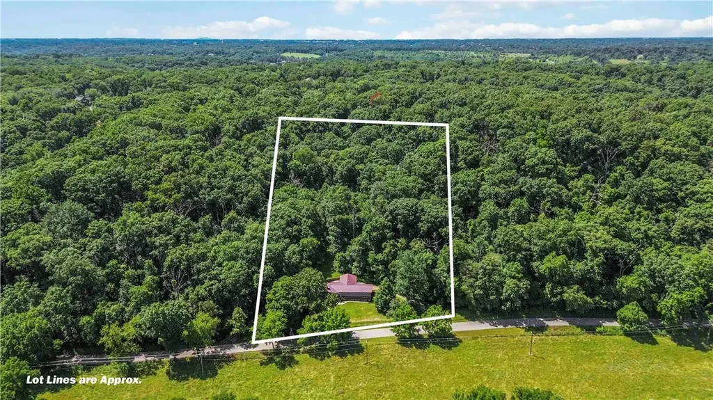 8173 Spanker Creek Road, Bentonville