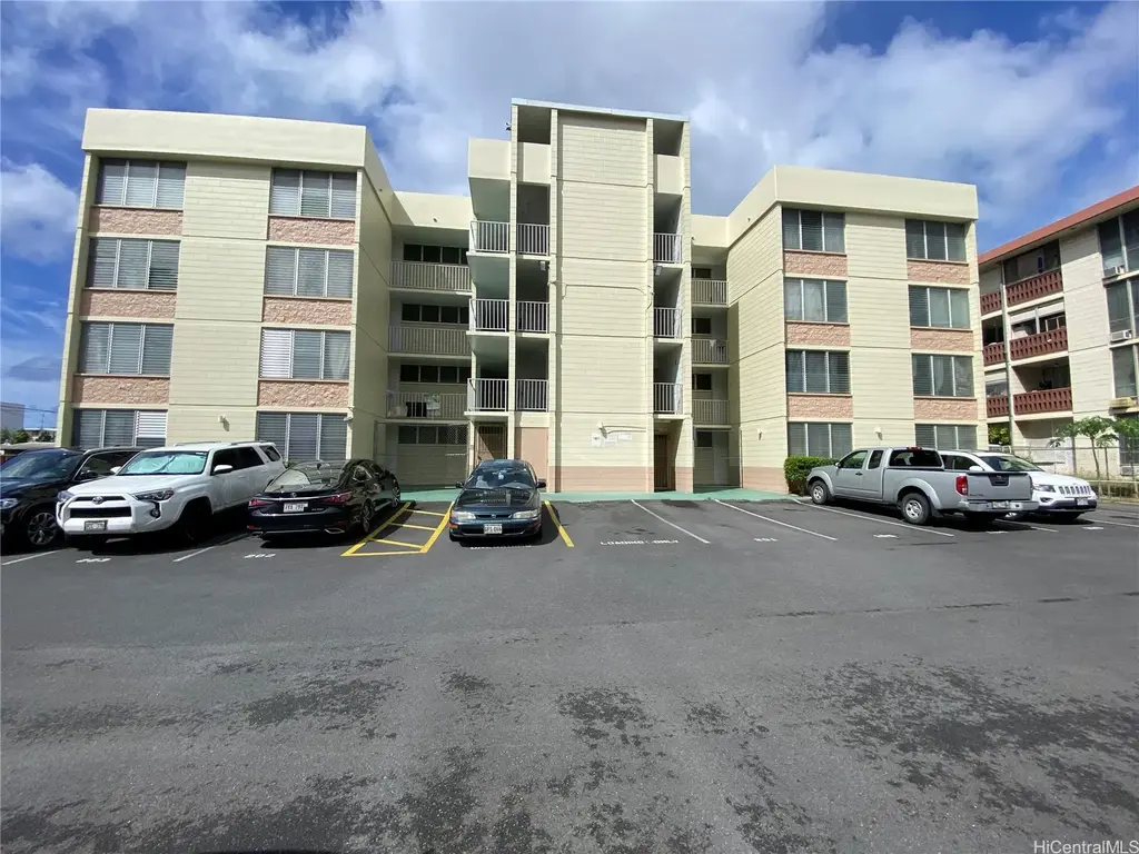 1110 Banyan Street # 302, Honolulu
