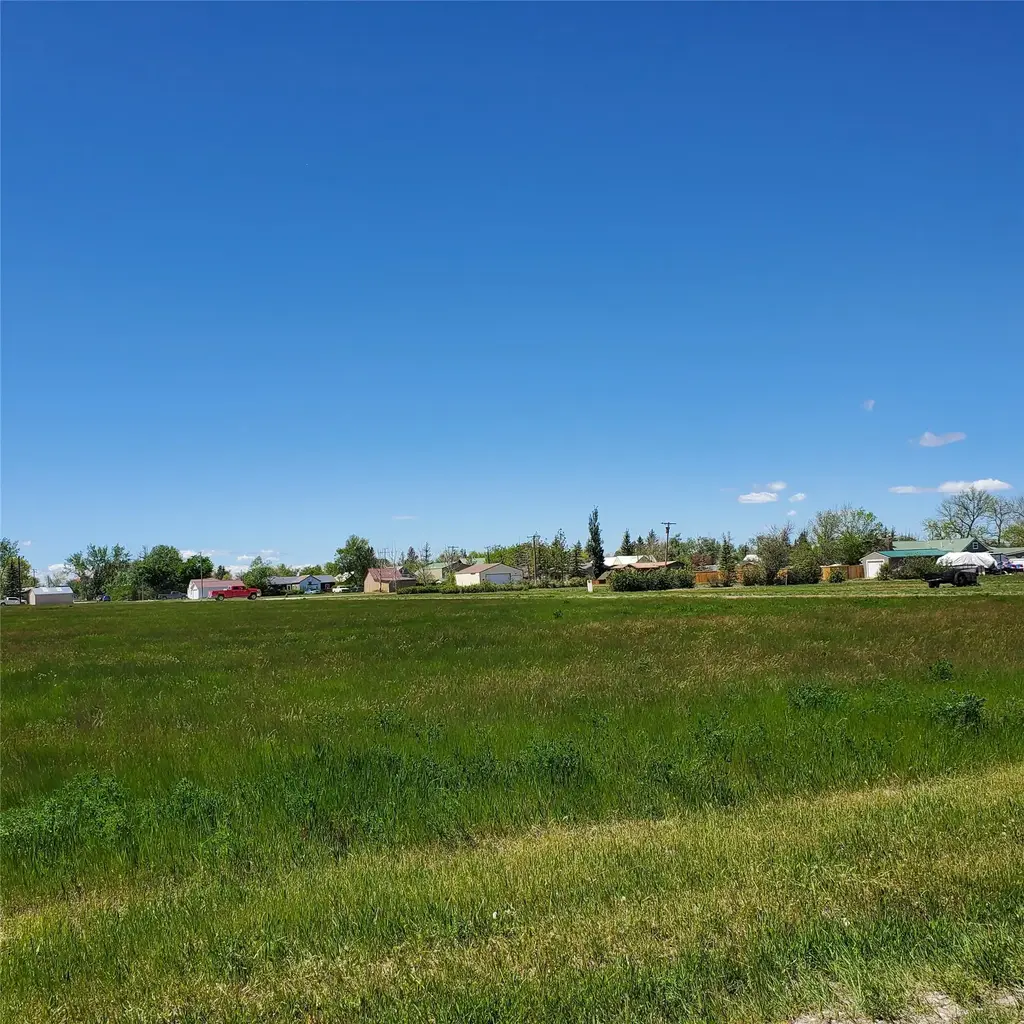 730 Iowa Avenue Lot 9, Valier