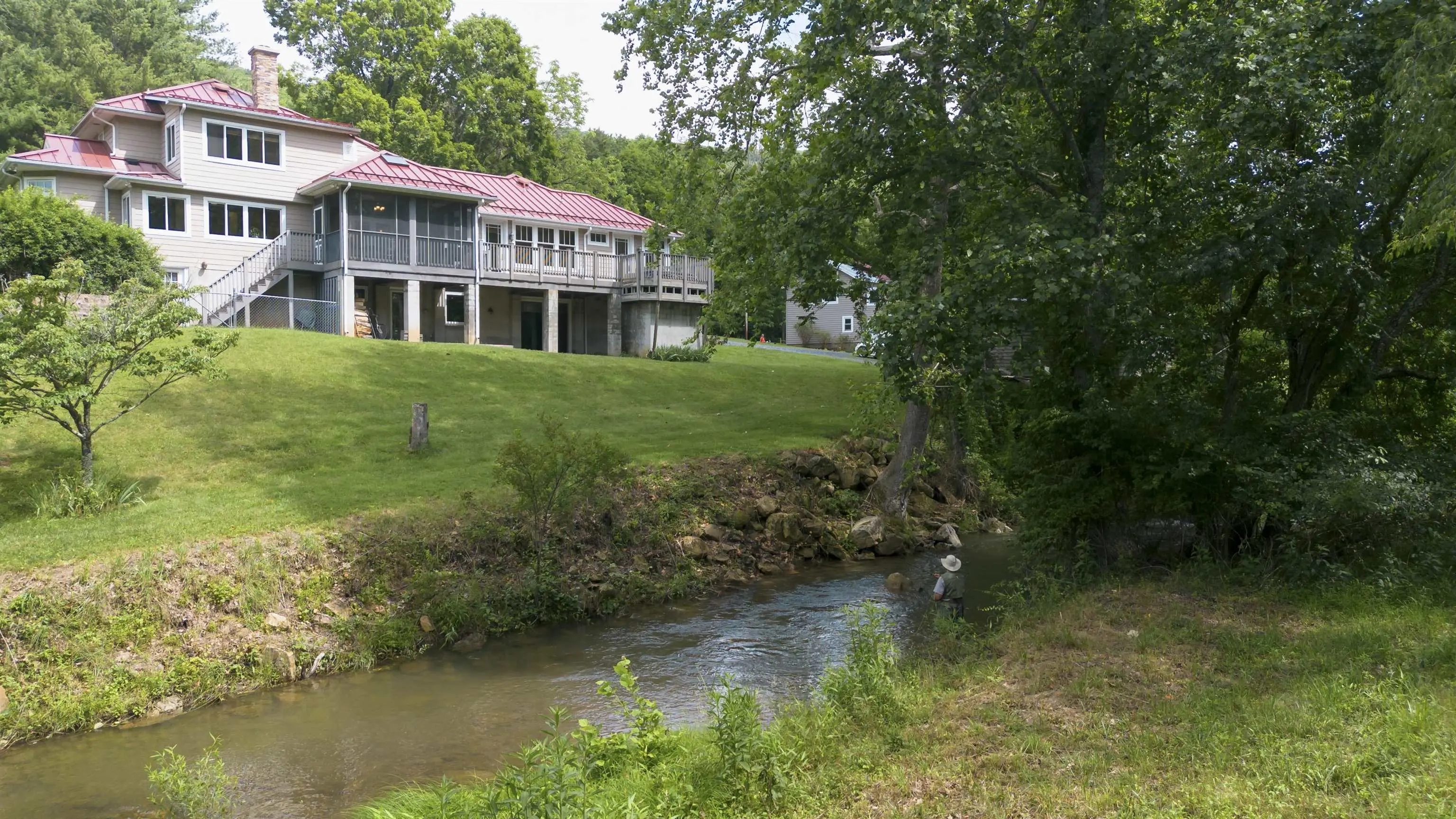 7304 Dry Run Rd, Burnsville
