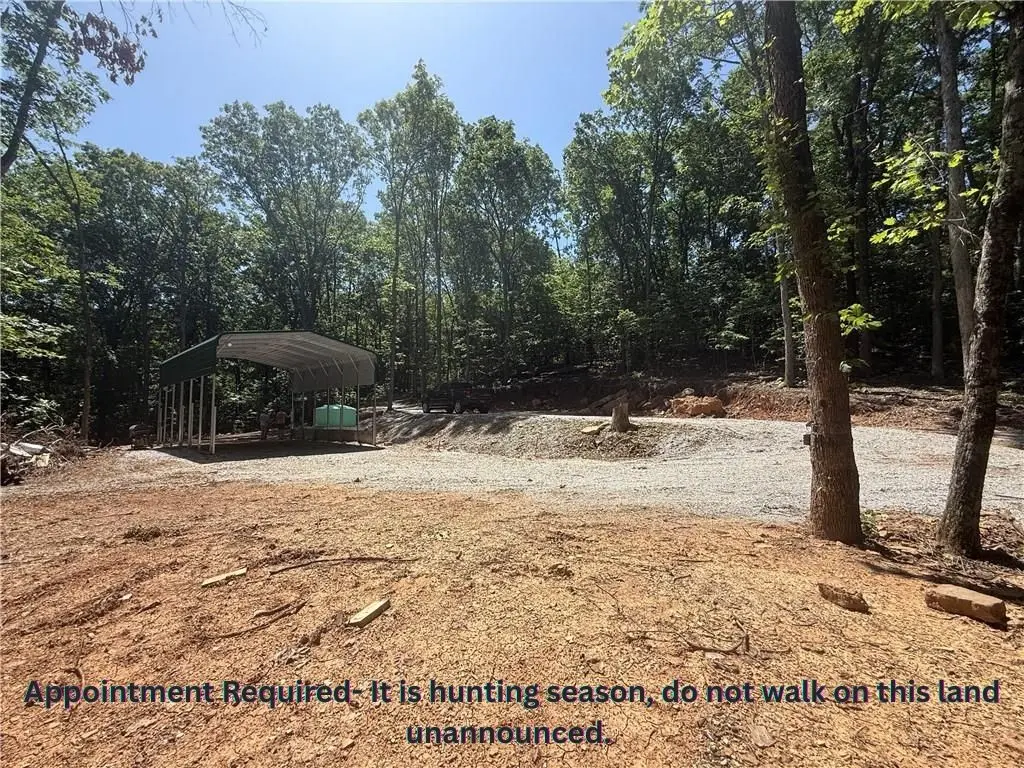 846 Madison 5114, Elkins