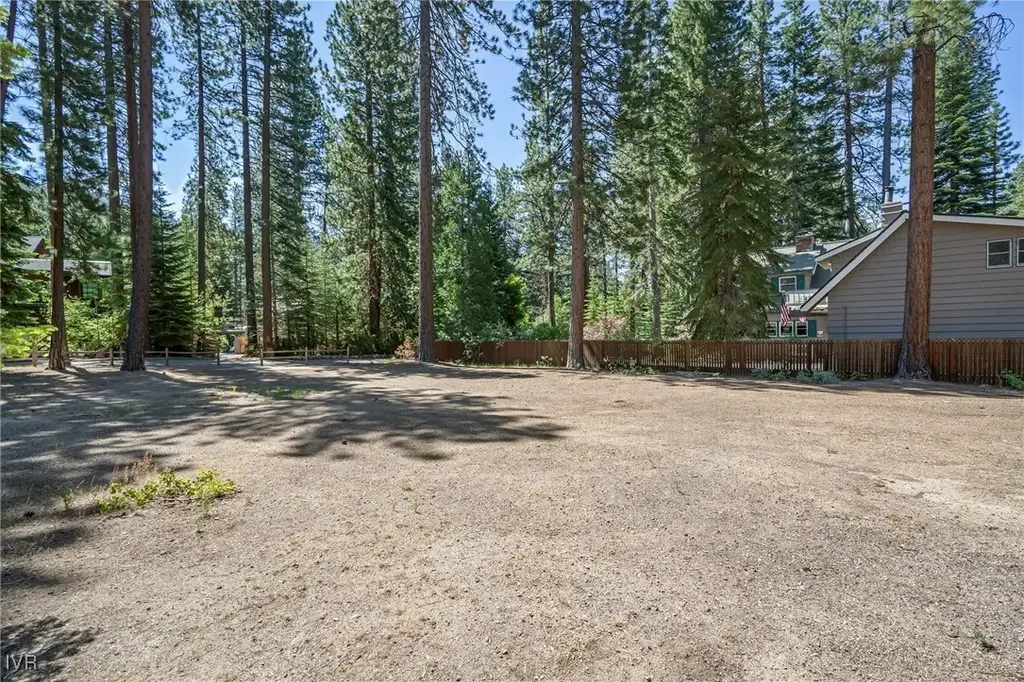 1585 Pine Cone Cir, Incline Village