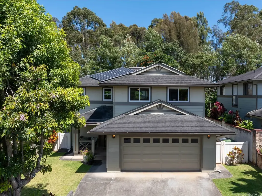 95-1052 Hoalia Street # 52, Mililani