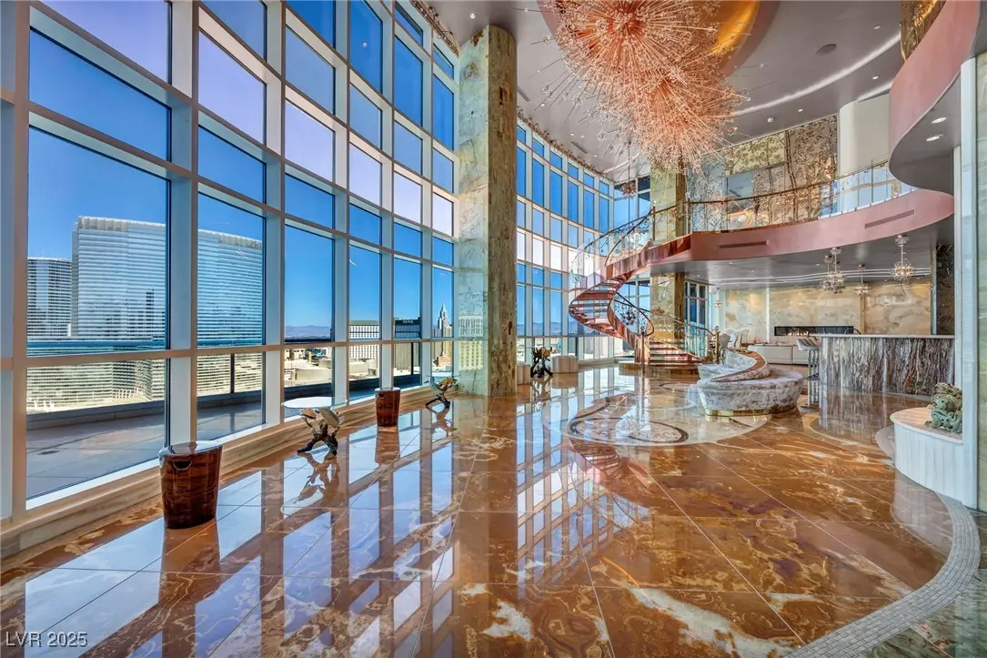 Photo of Listing #2692592