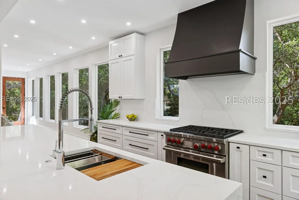 Photo of Listing #454357