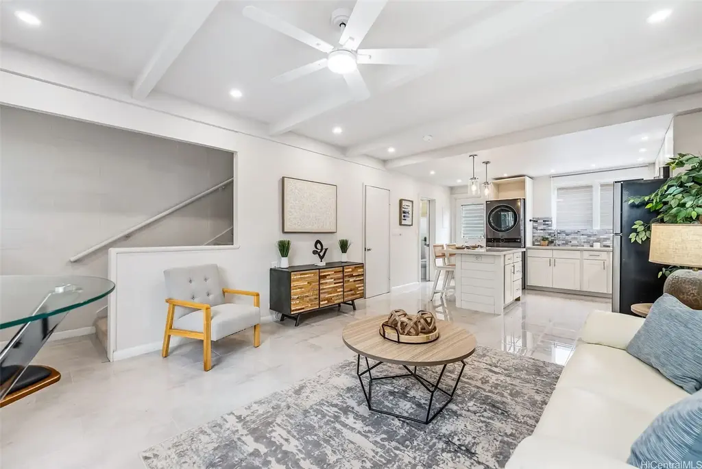 1447 Hunakai Street # 1, Honolulu