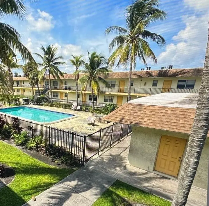 Photo of Listing #A11829403