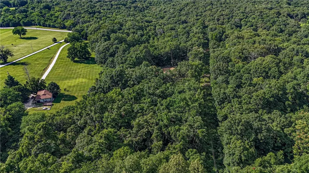 345 Mcgee Road, West Fork