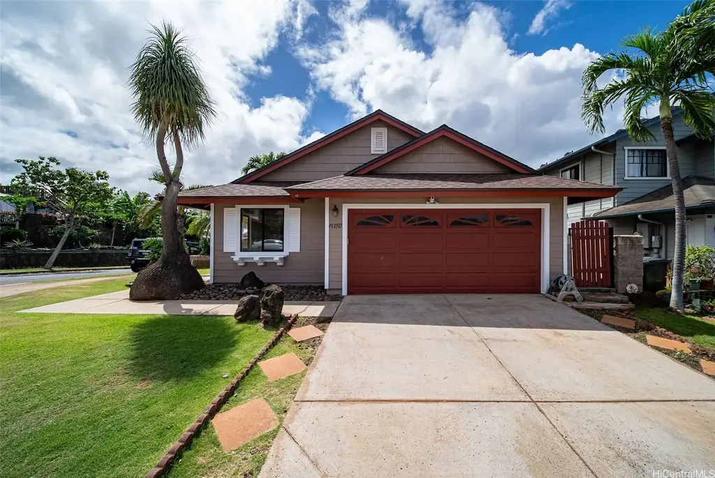 91-1517 Wahane Street, Kapolei