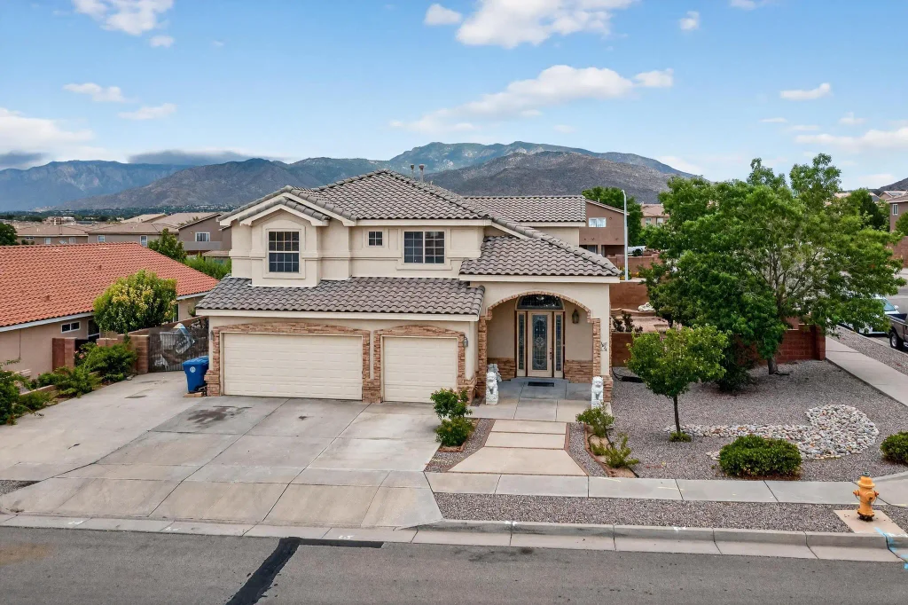 1824 Smarty Jones Street Se, Albuquerque