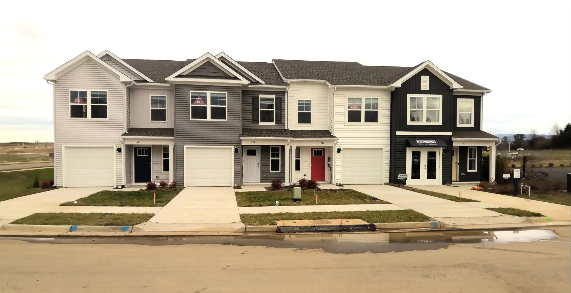 232 Camden Dr, Waynesboro