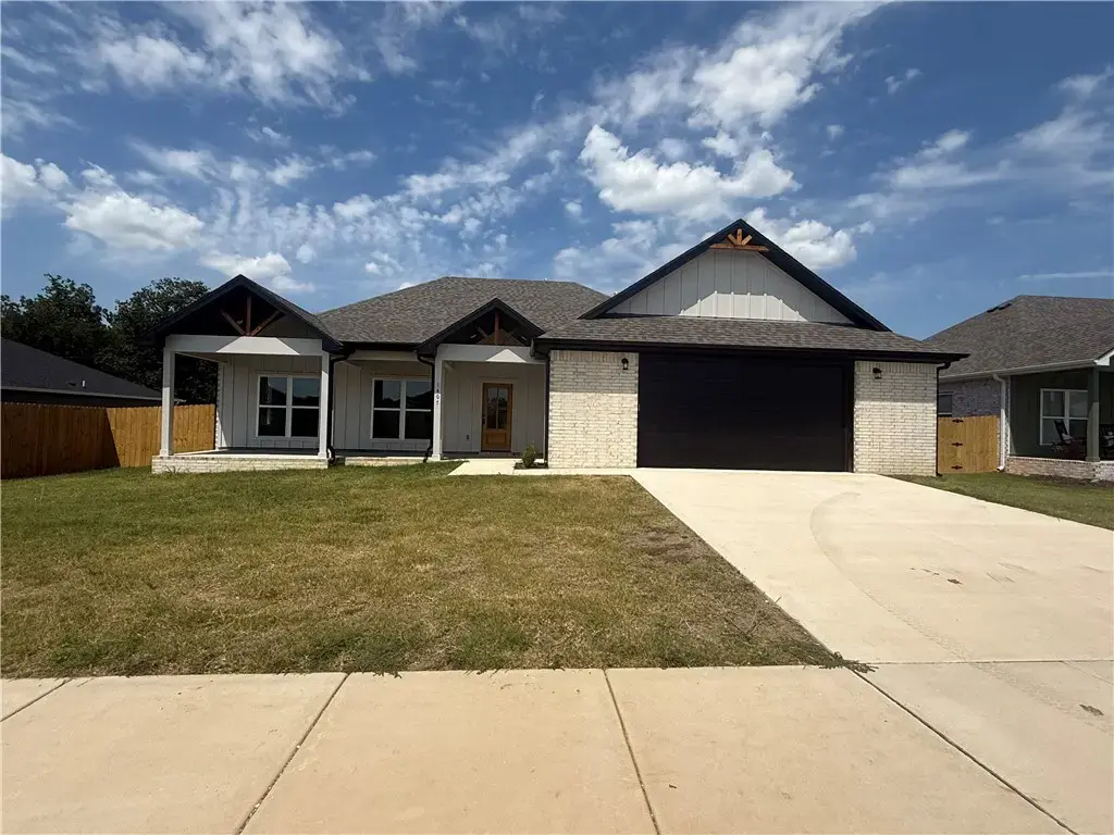 1407 Latium Street, Siloam Springs