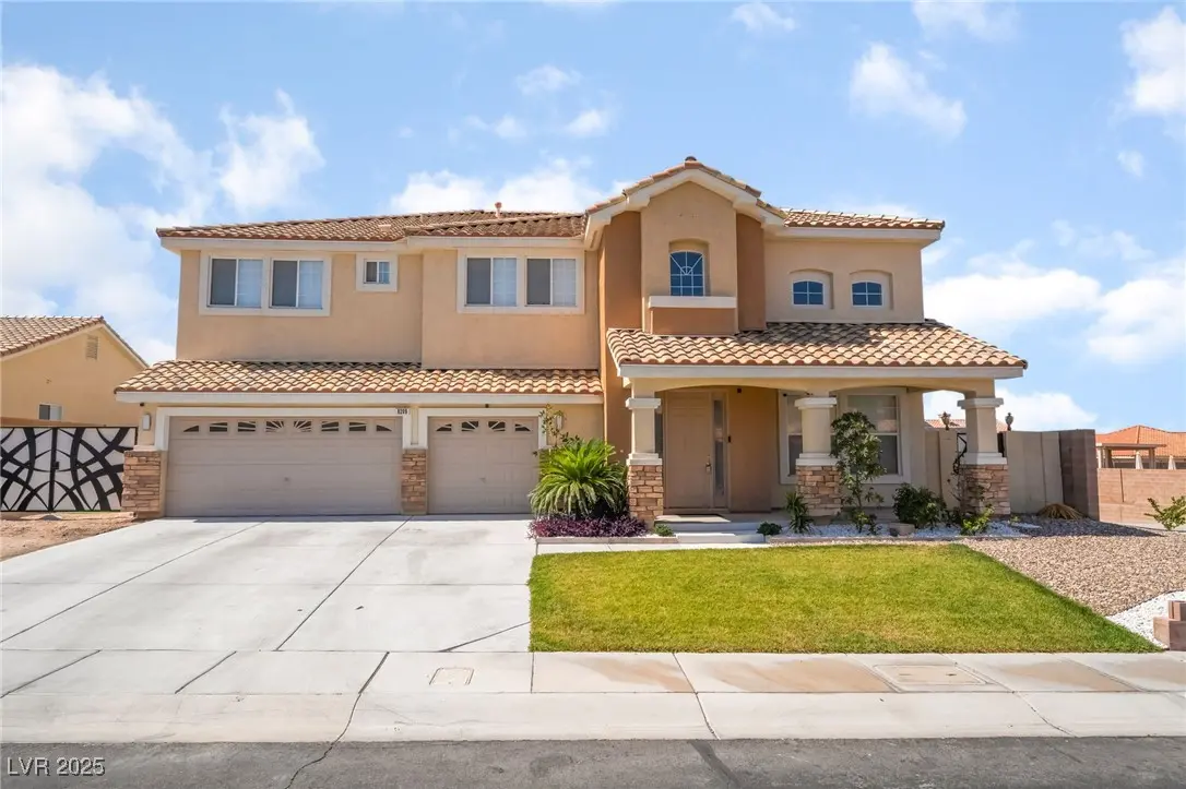 Photo of Listing #2696890