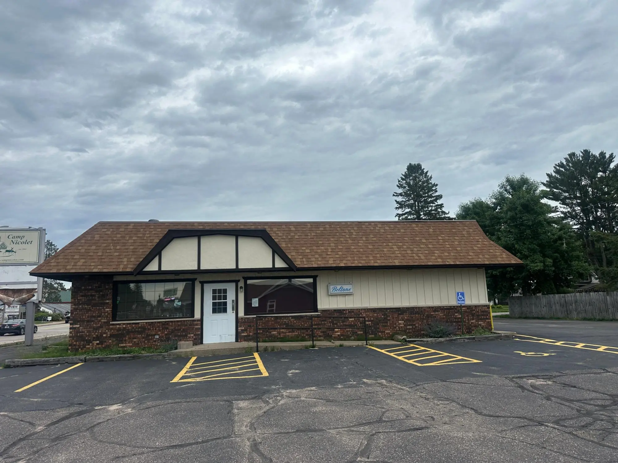 720 Wall St E, Eagle River