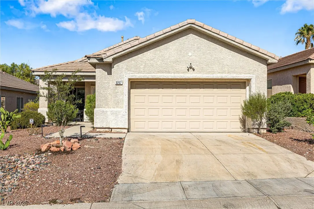 Photo of Listing #2696987