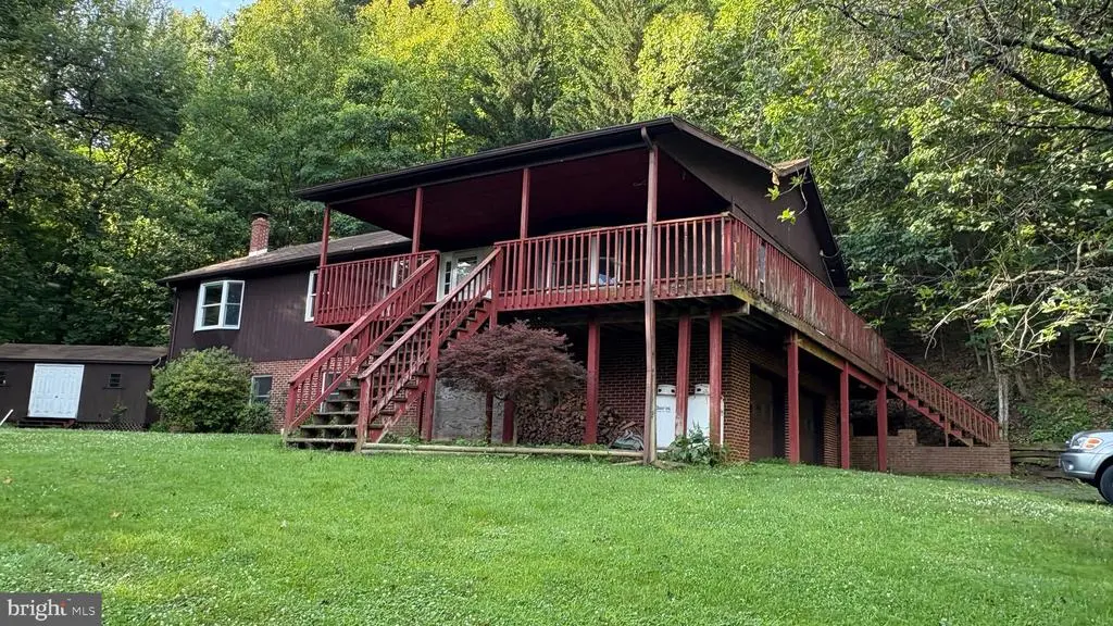 287 Blackthorne Rd, Luray