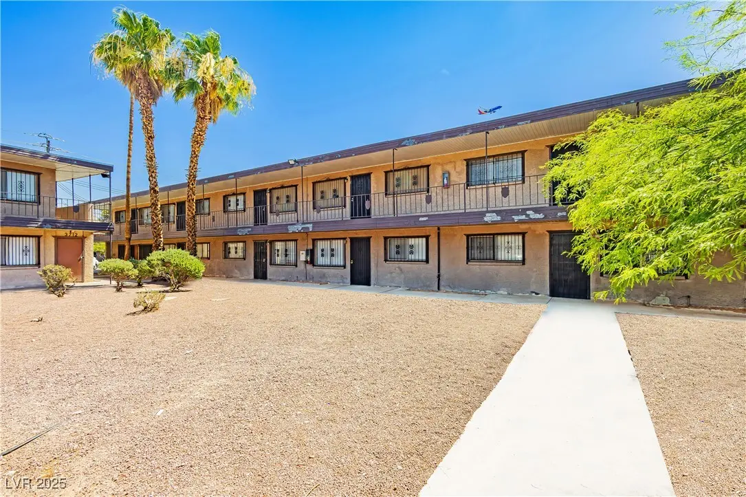 Photo of Listing #2697249