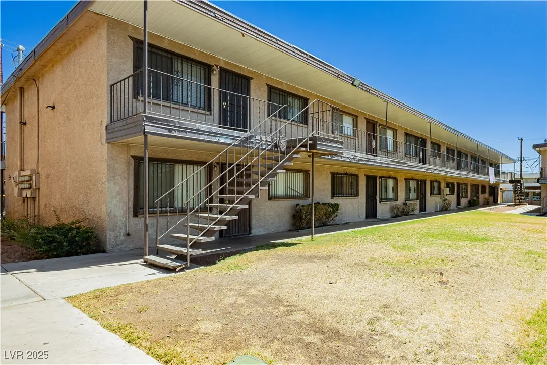 Photo of Listing #2697266