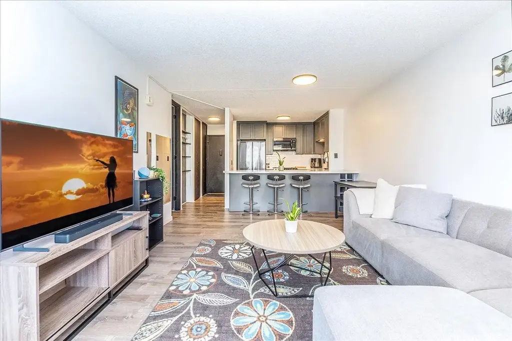 400 Hobron Lane # 603, Honolulu