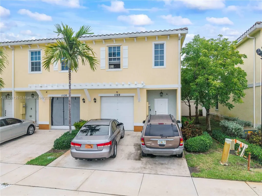 1128 Nw 40th Ter, Lauderhill
