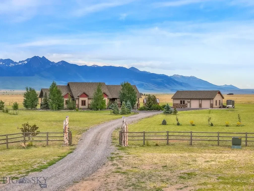 115 Holding Pen Road, Cameron
