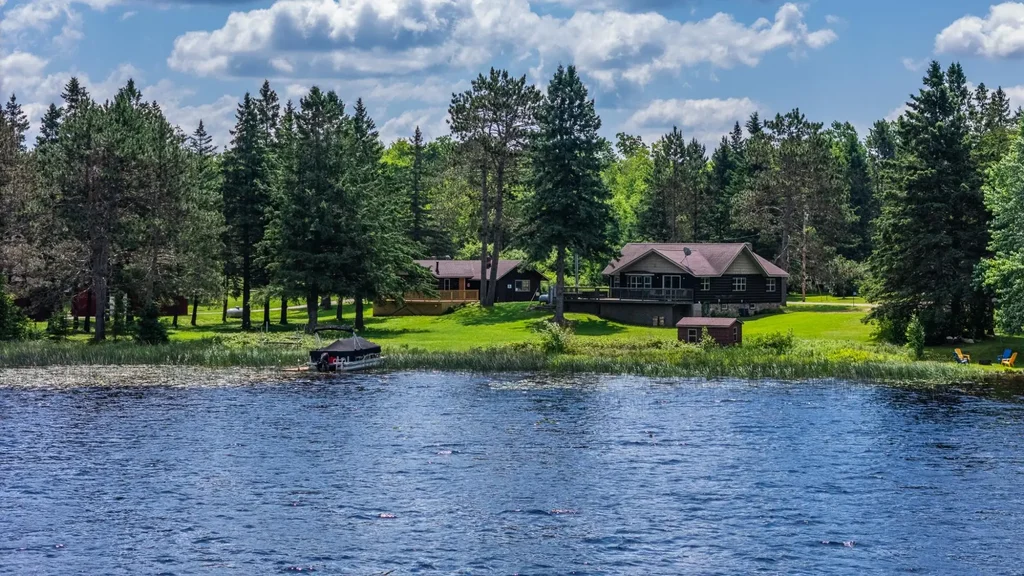 11488 Cth M, Crandon