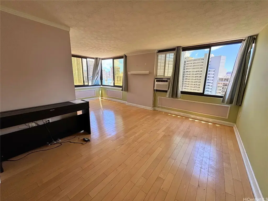 343 Hobron Lane # 1902, Honolulu
