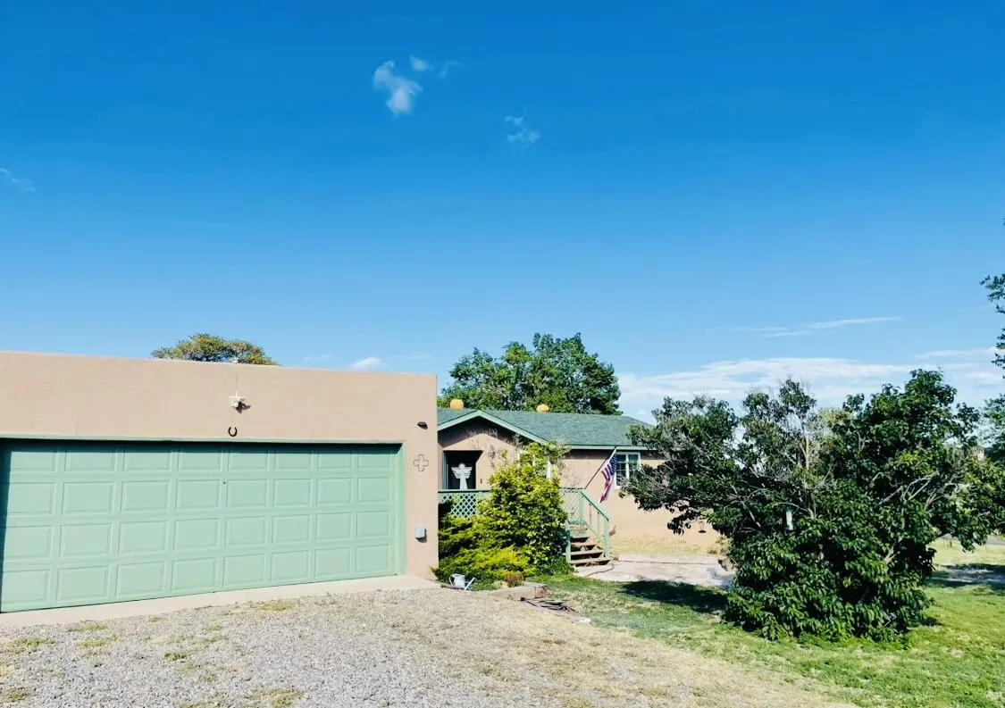 21 Valley Trail, Edgewood