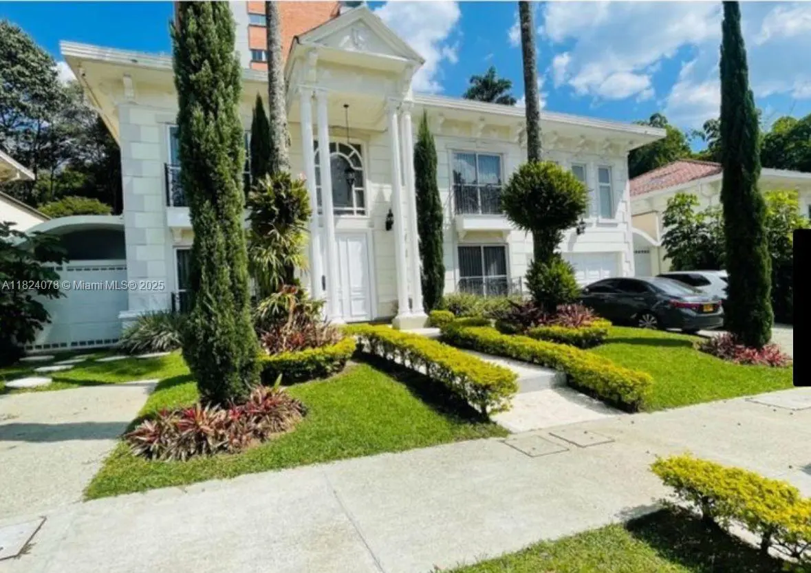 Photo of Listing #A11824078