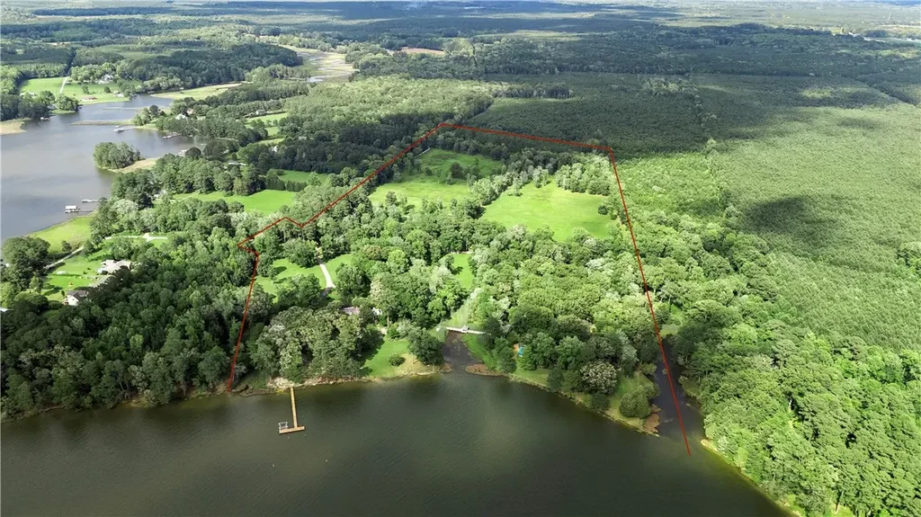 985 Kingston Lane, North