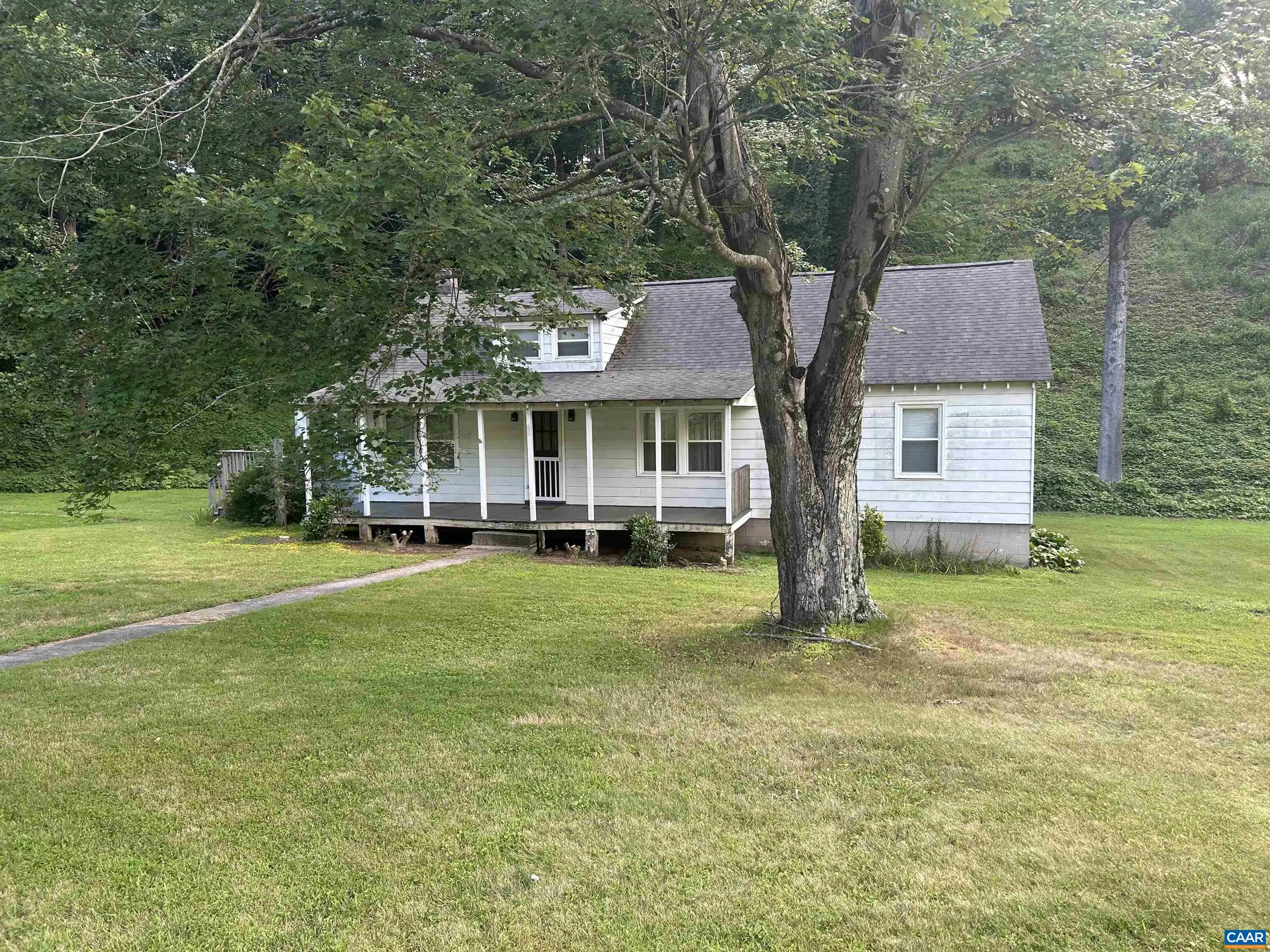 1863 River Rd, Faber