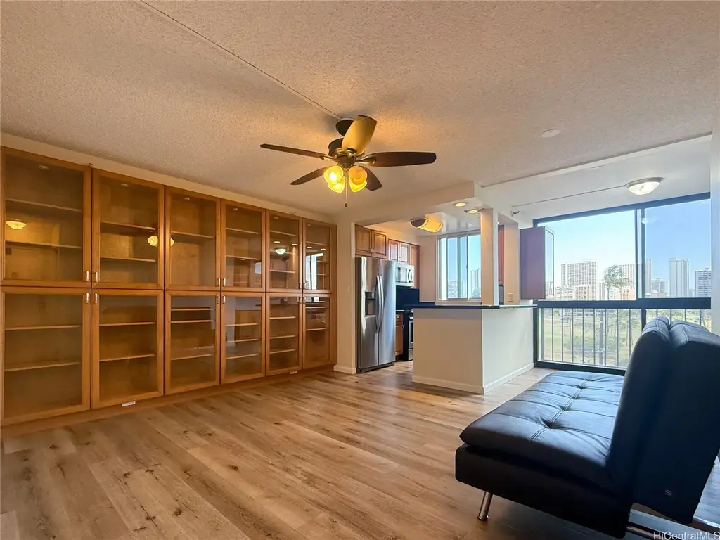 2916 Date Street # 6i, Honolulu