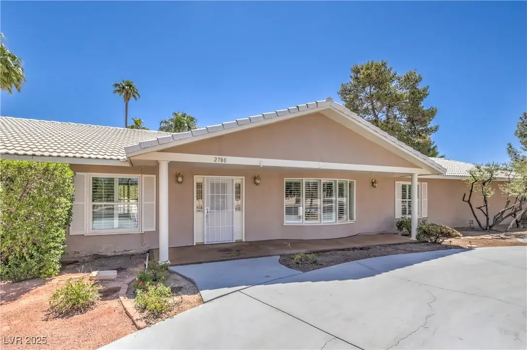 Photo of Listing #2697346