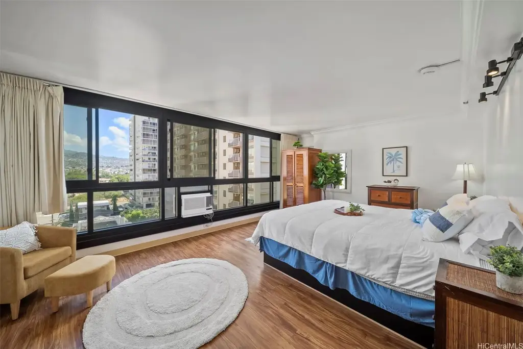134 Kapahulu Avenue # 822, Honolulu