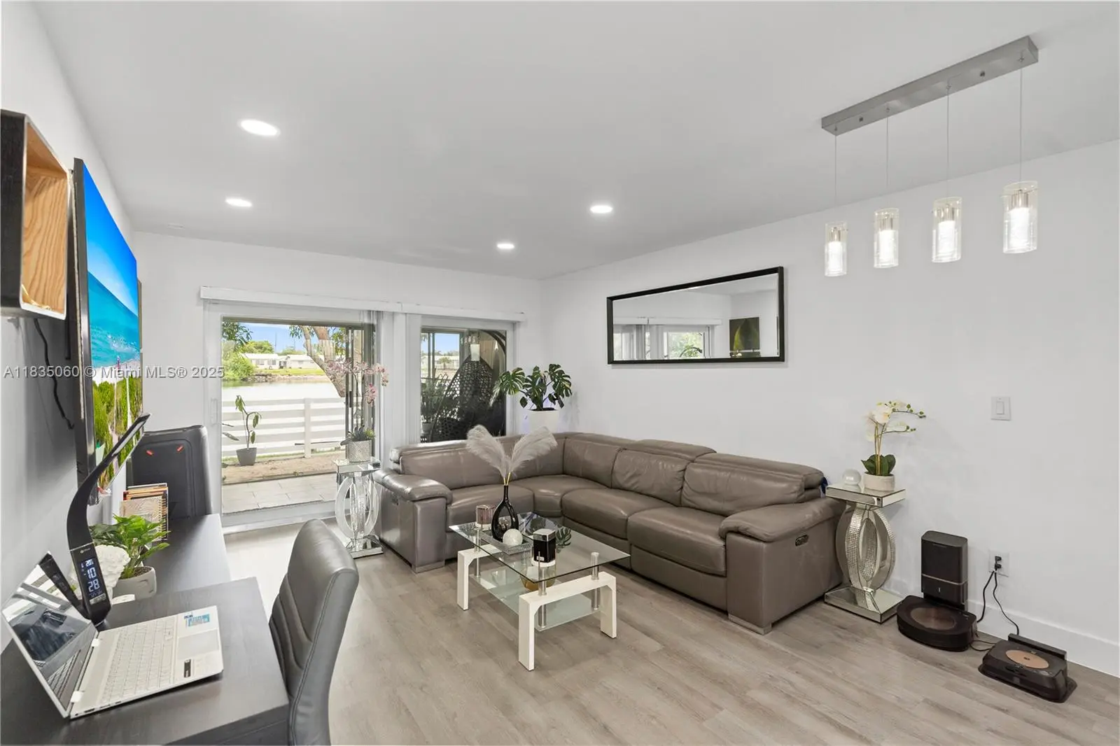 Photo of Listing #A11835060