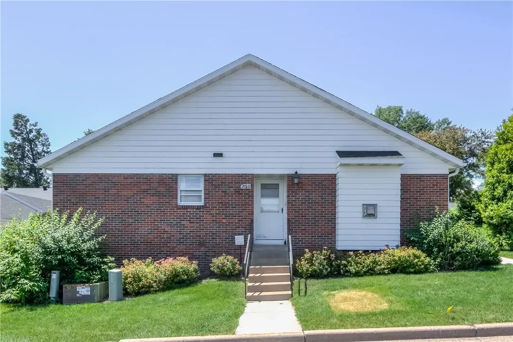 2020 Providence Court D14, Eau Claire