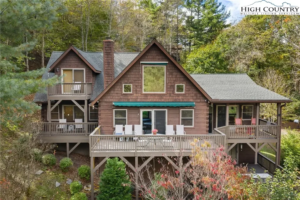 365 Little River Road, Sugar Grove