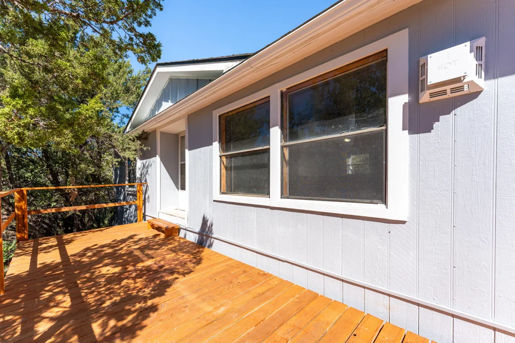 28 Skyline Drive, Edgewood