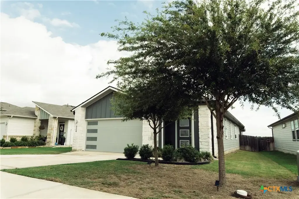324 Millbrook Boulevard, San Marcos