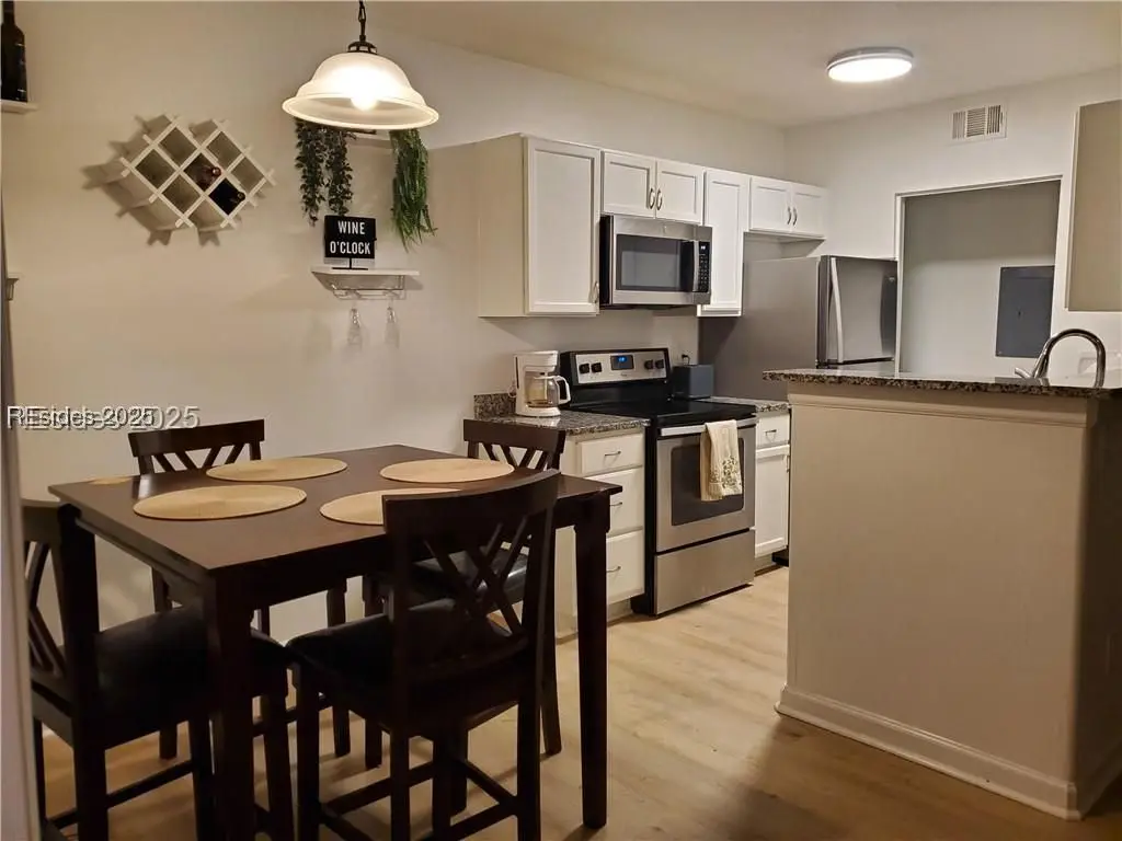 897 Fording Island Road 1304, Bluffton