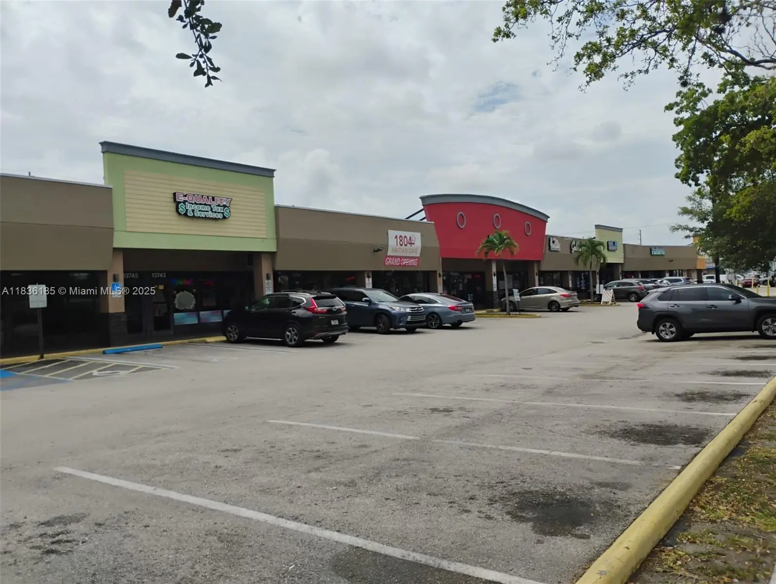 Photo of Listing #A11836185