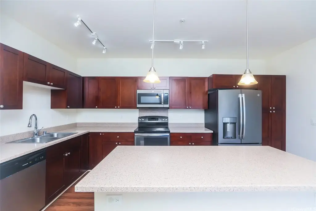 1020 Kakala Street # 816, Kapolei