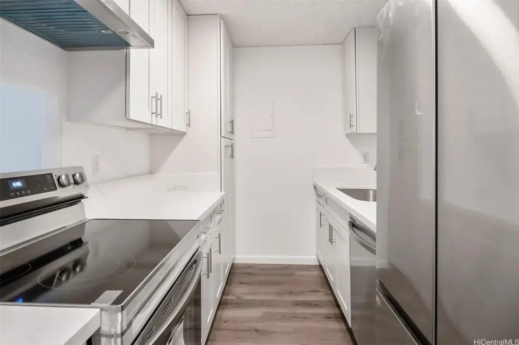 1215 Alexander Street # 204, Honolulu