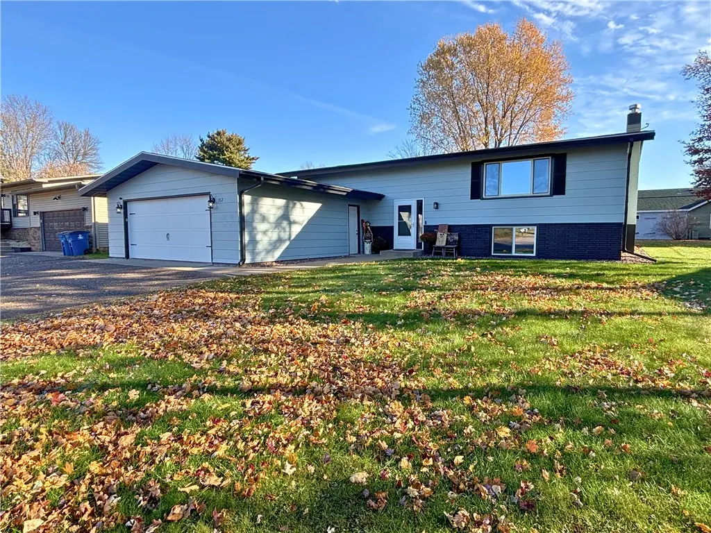 317 S 4th Street, Cameron