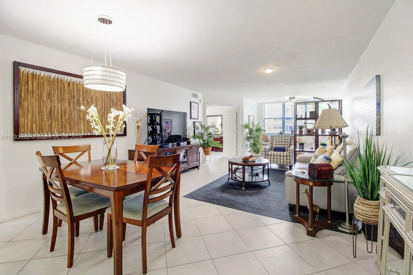 Photo of Listing #A11833515