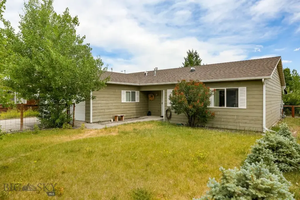 706 Northern Lights Road, Livingston