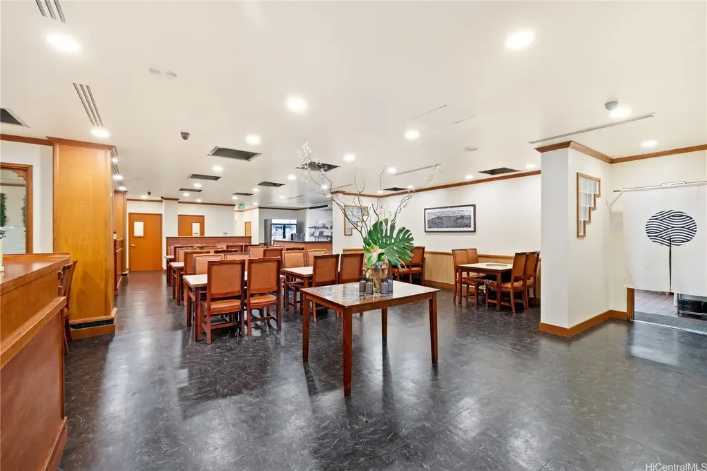 747 Amana Street # C102, Honolulu
